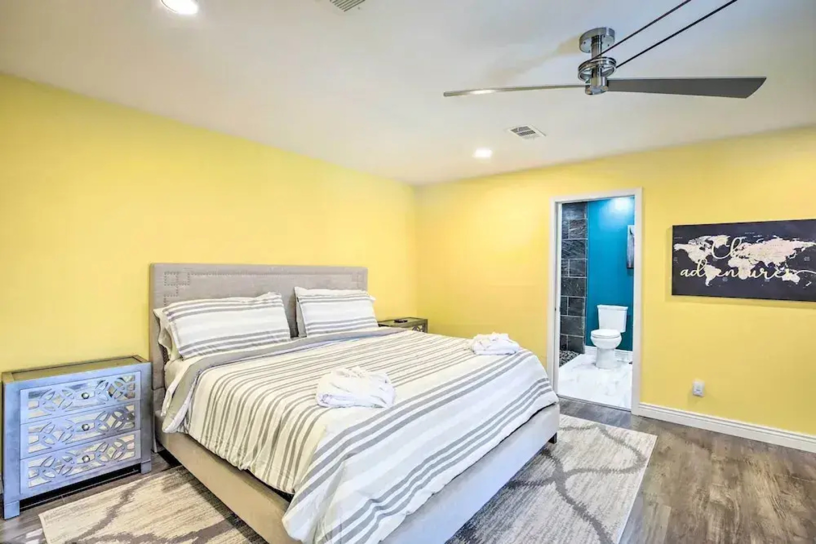 Poolside Oasis: Richardson Home w/ Movie Room!