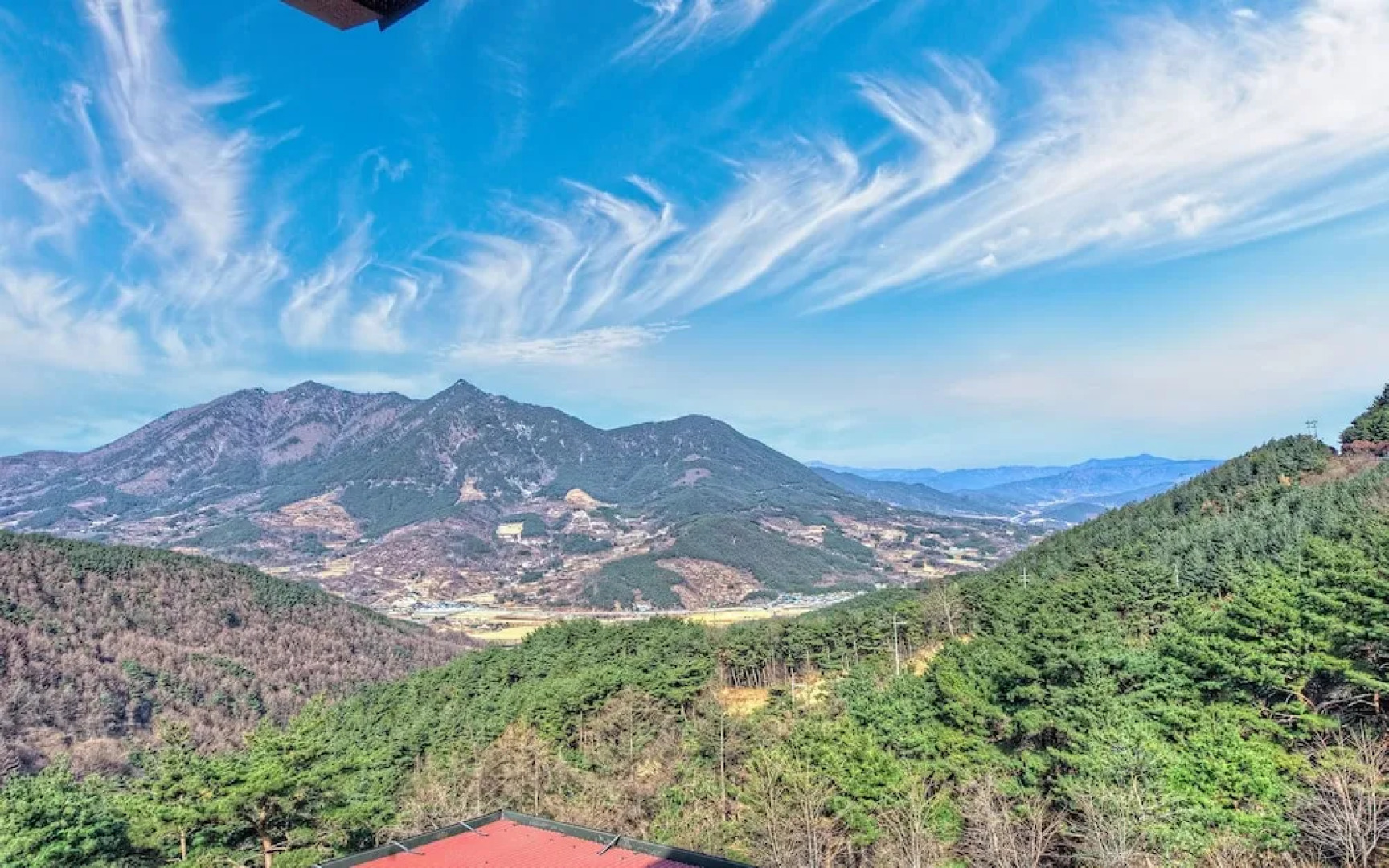 Sancheong Sinsegye Jirisan Resort