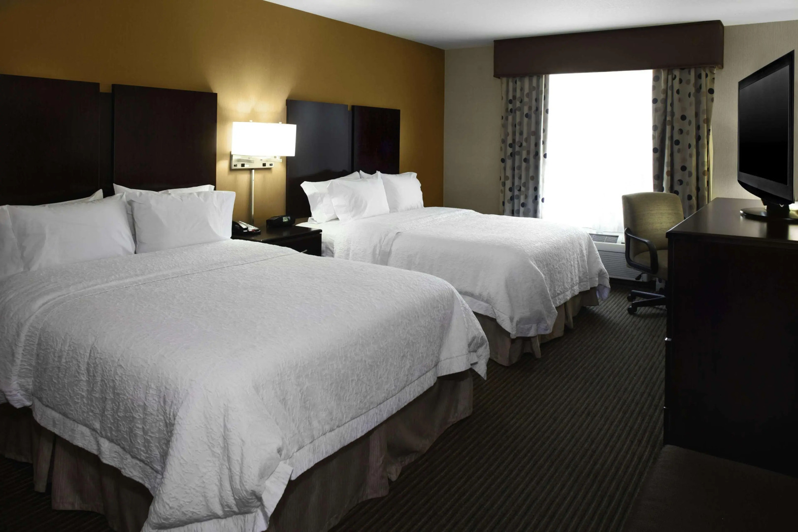 Hampton Inn & Suites Bakersfield/Hwy 58, CA