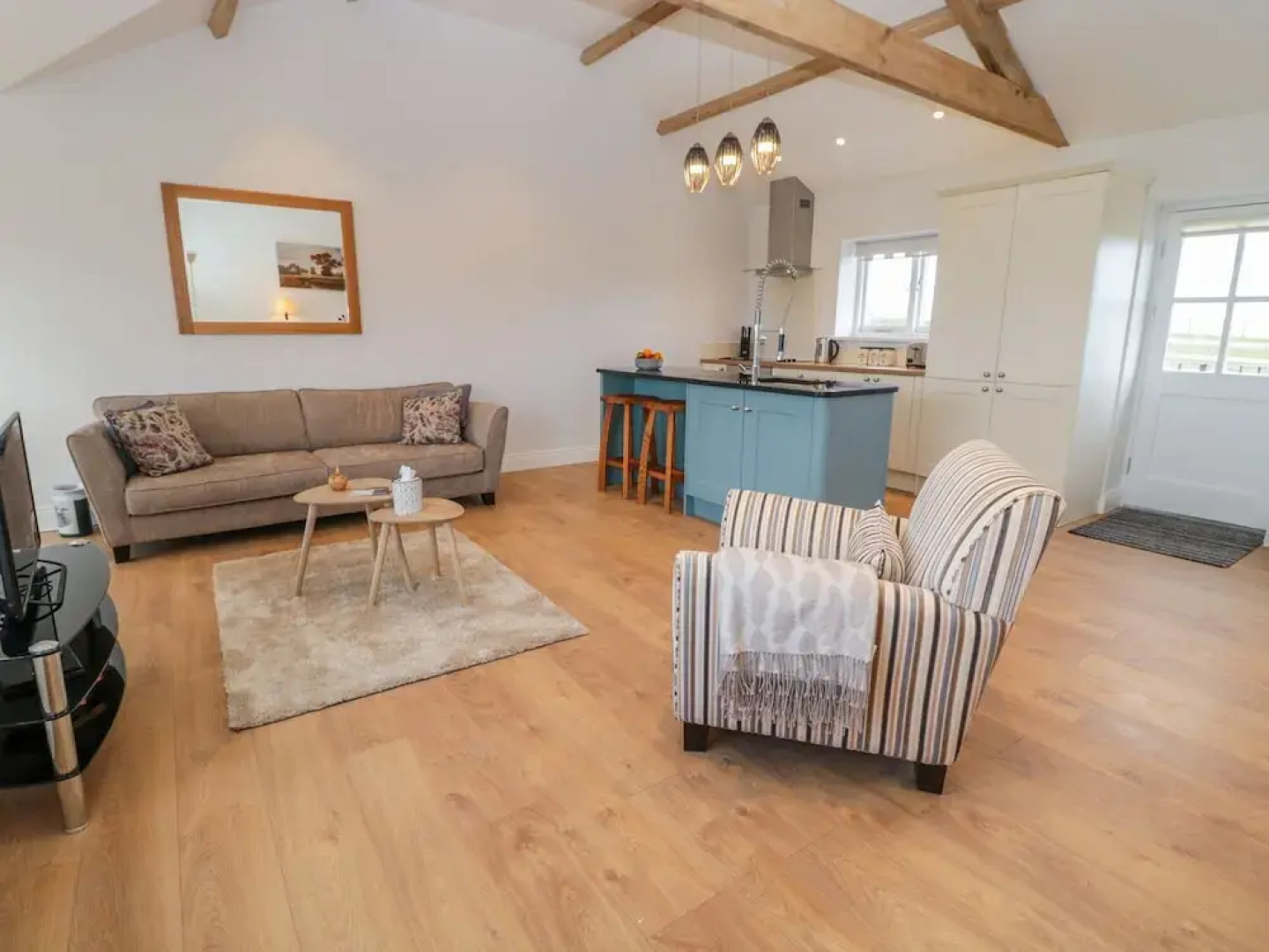 Stublic View The Drive Lodge