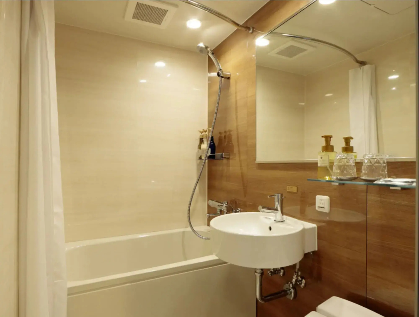 Candeo Hotels Osaka Kishibe