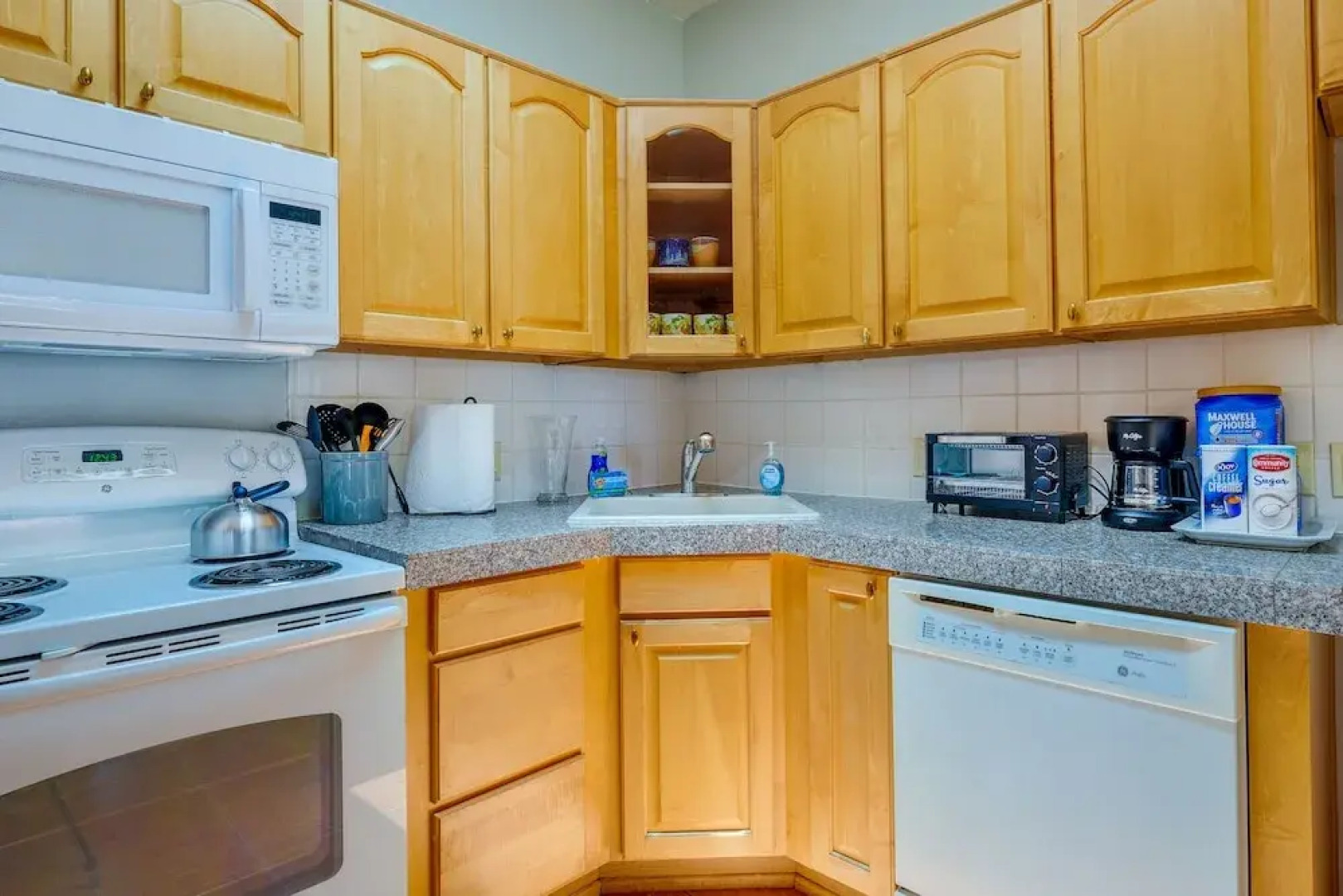 Eloy Vacation Rental w/ Pool Access & Courtyard!