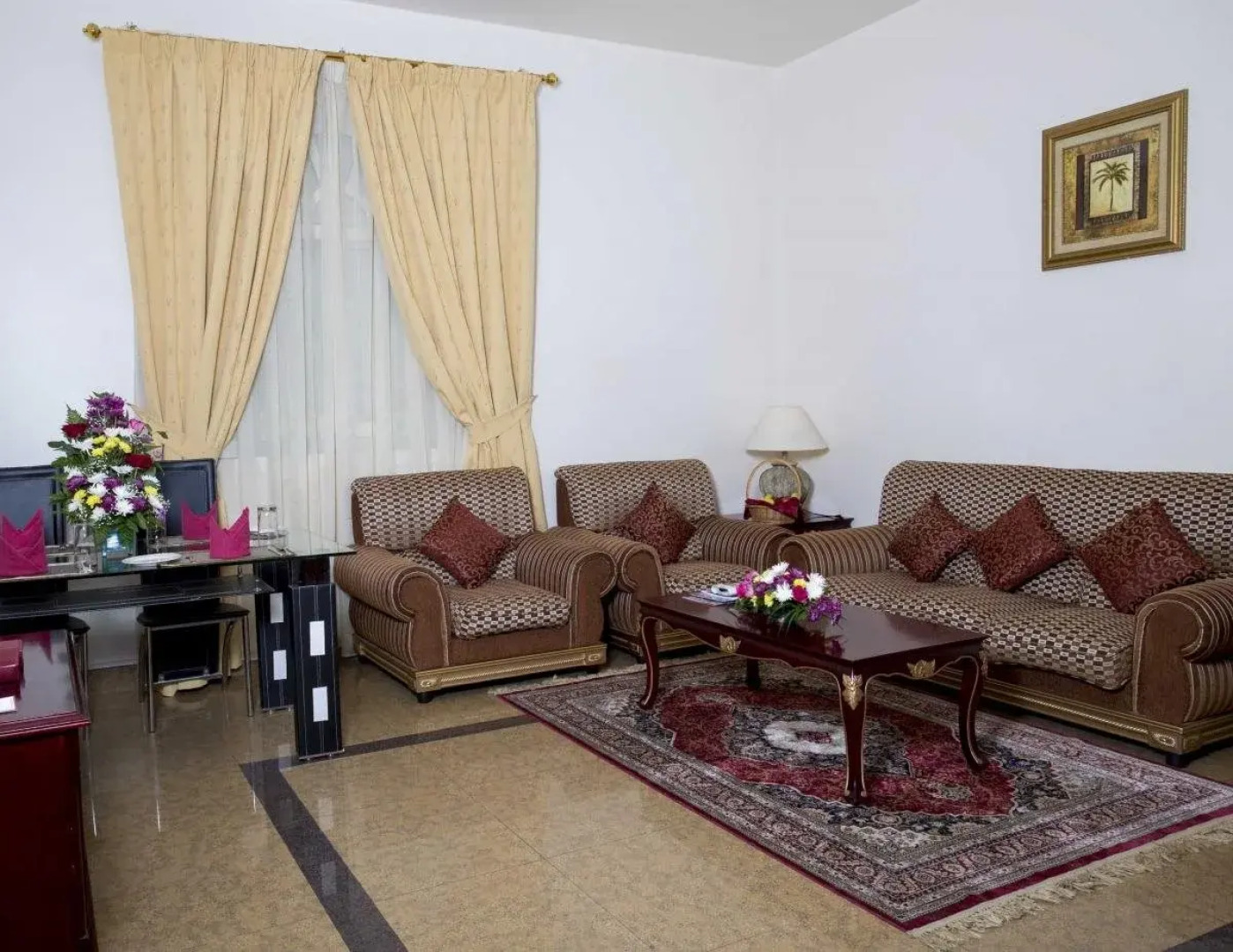 Safeer Hotel Suites - Aparthotel