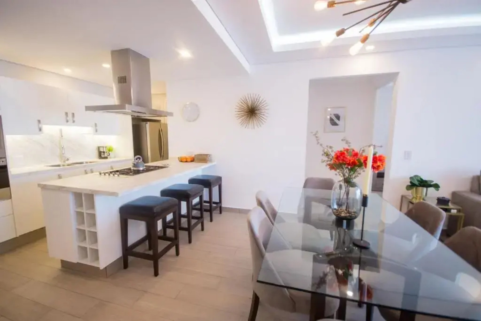 Real View Towers E208 by Casago