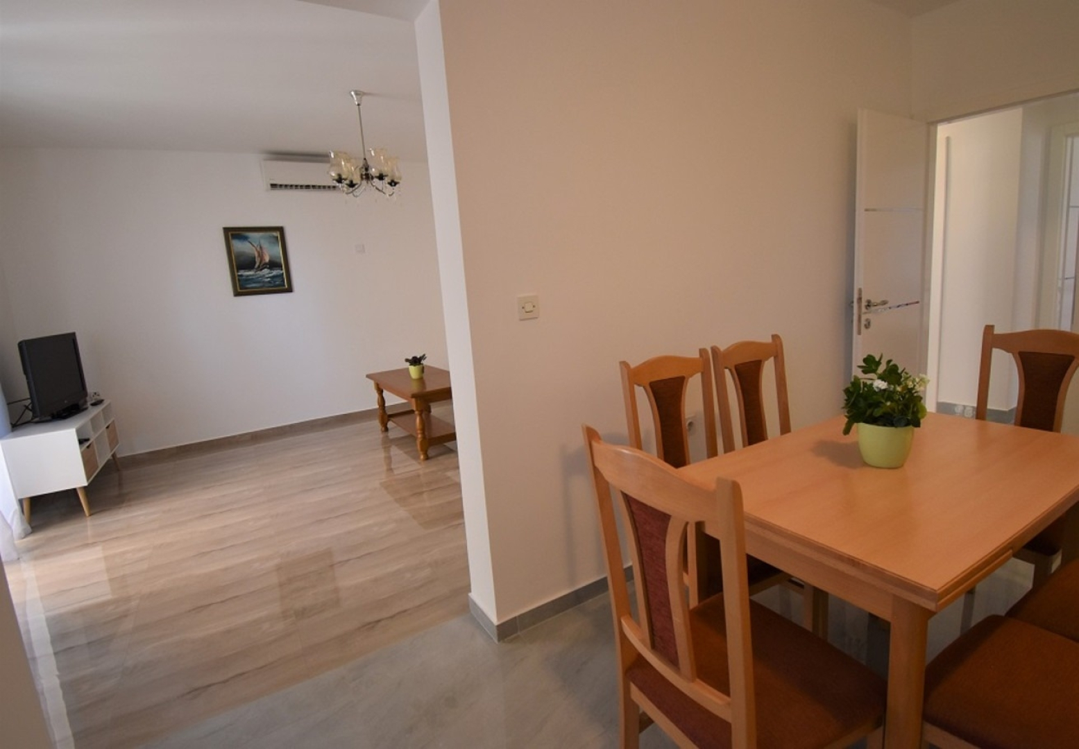 Holiday house Branka - 80 m from beach: Vir, Zadar riviera