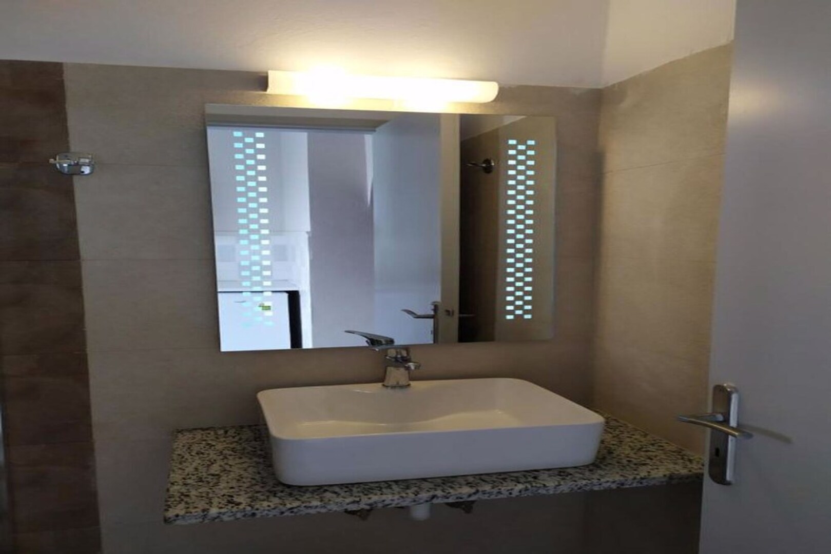 Giannis Pool Studios Superior 2