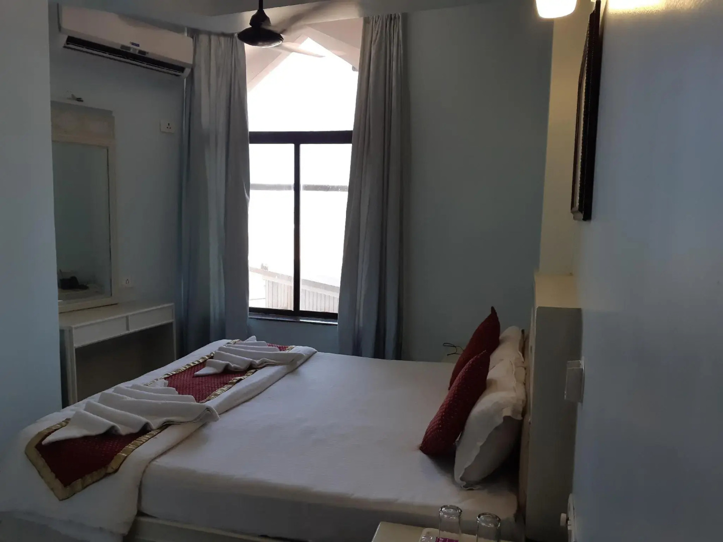 Hotel Niladri Premium