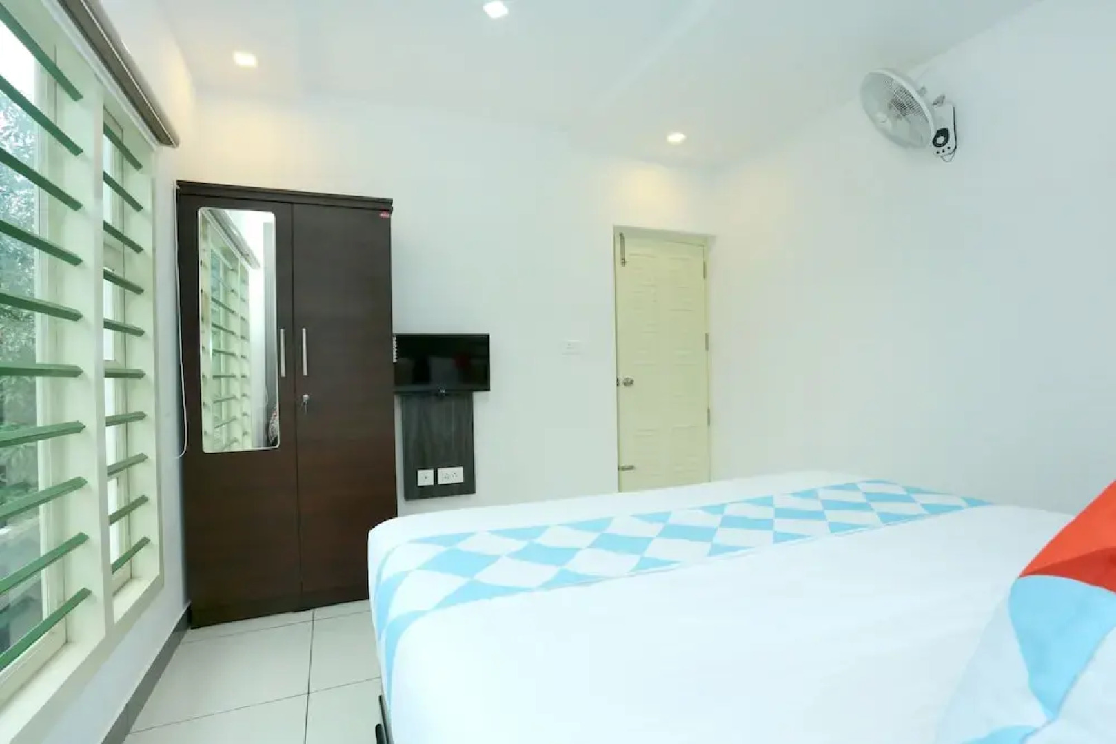 OYO 16342 Home Luxurious 2BHK Wayanad