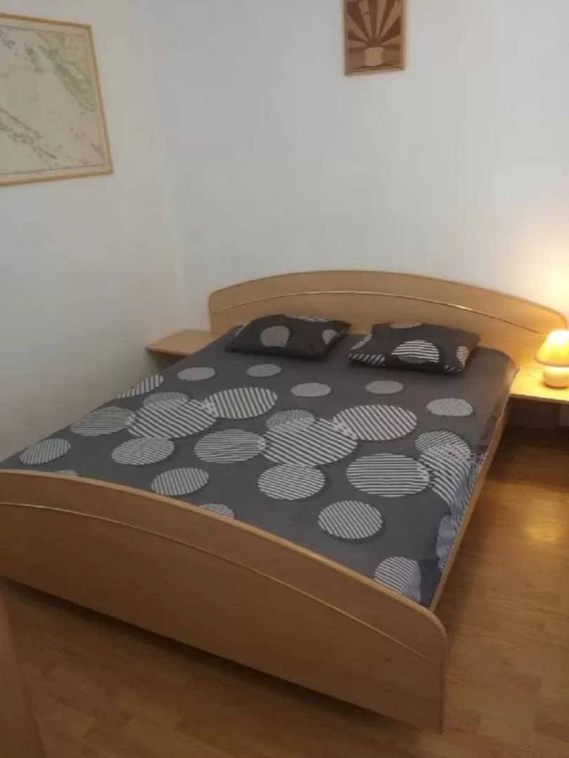 Apartment Kova - 10 m from sea: A1 Murter, Island Murter