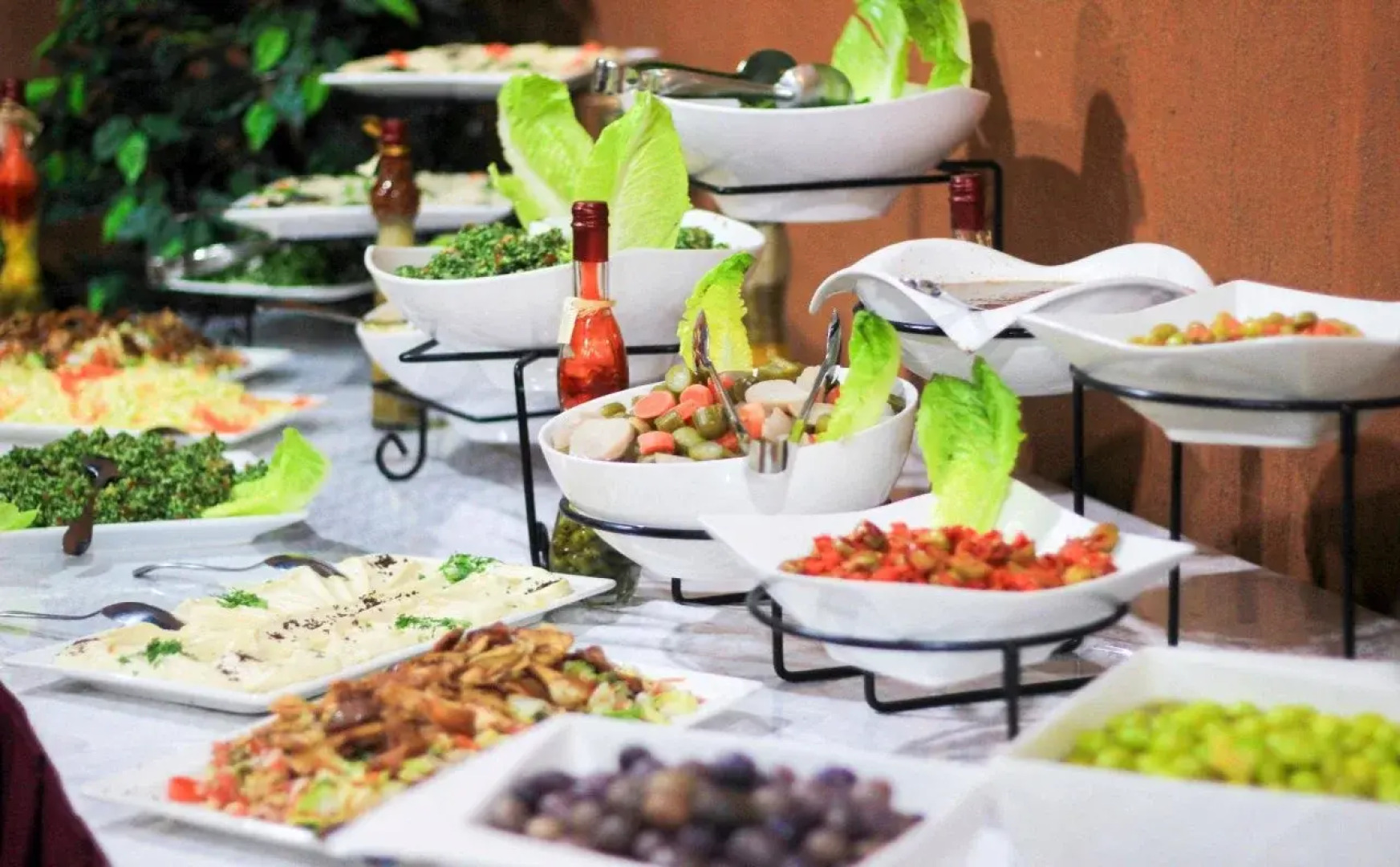 Balcony Hotel & Suites