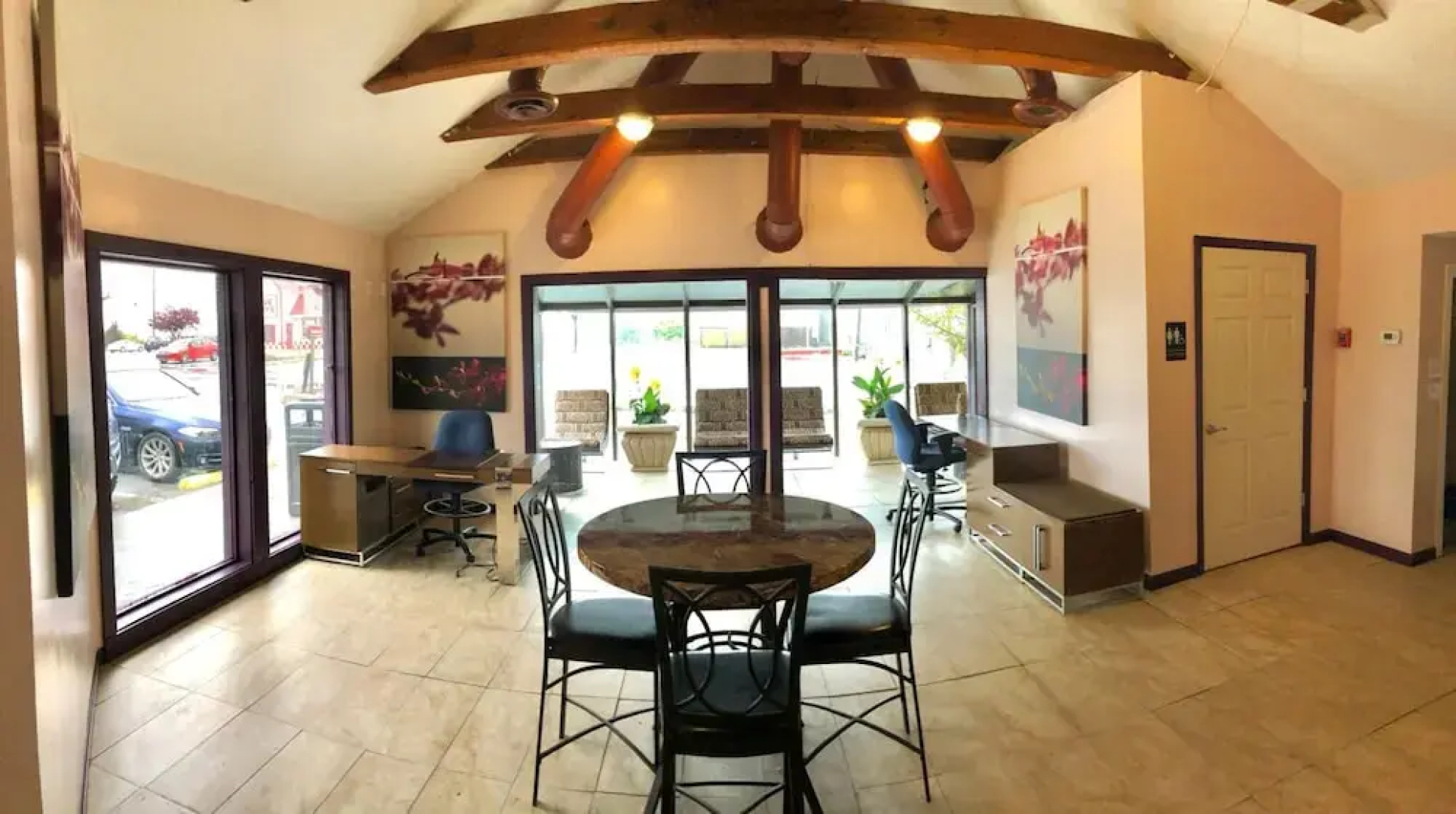 APM Inn & Suites