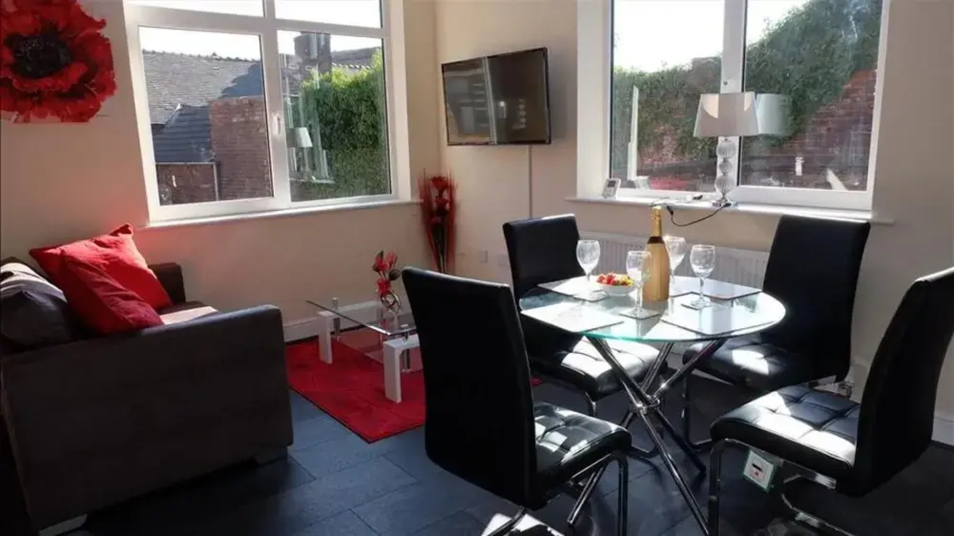 The Moorlands Suite - Premier Serviced Accommodation