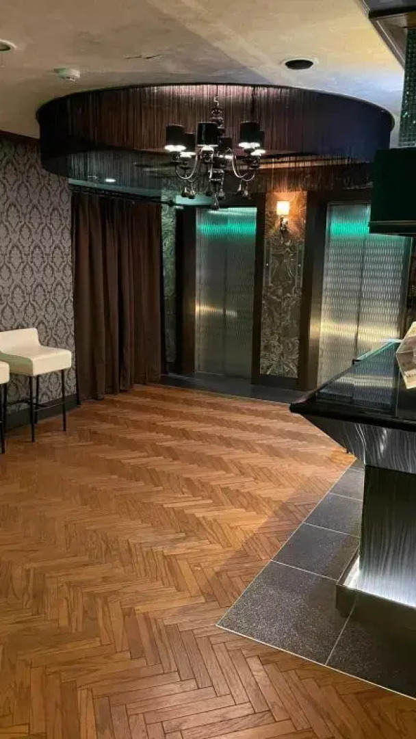 GLAMROSE -Adult Only-