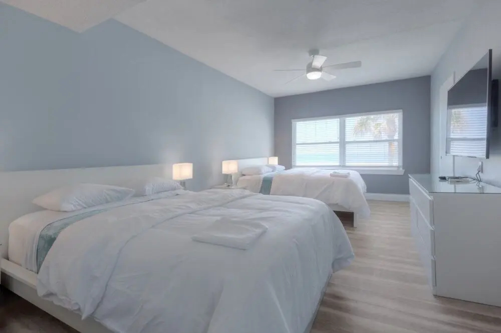 Sea La Vie Beach Oceanfront Patio Pet Friendly