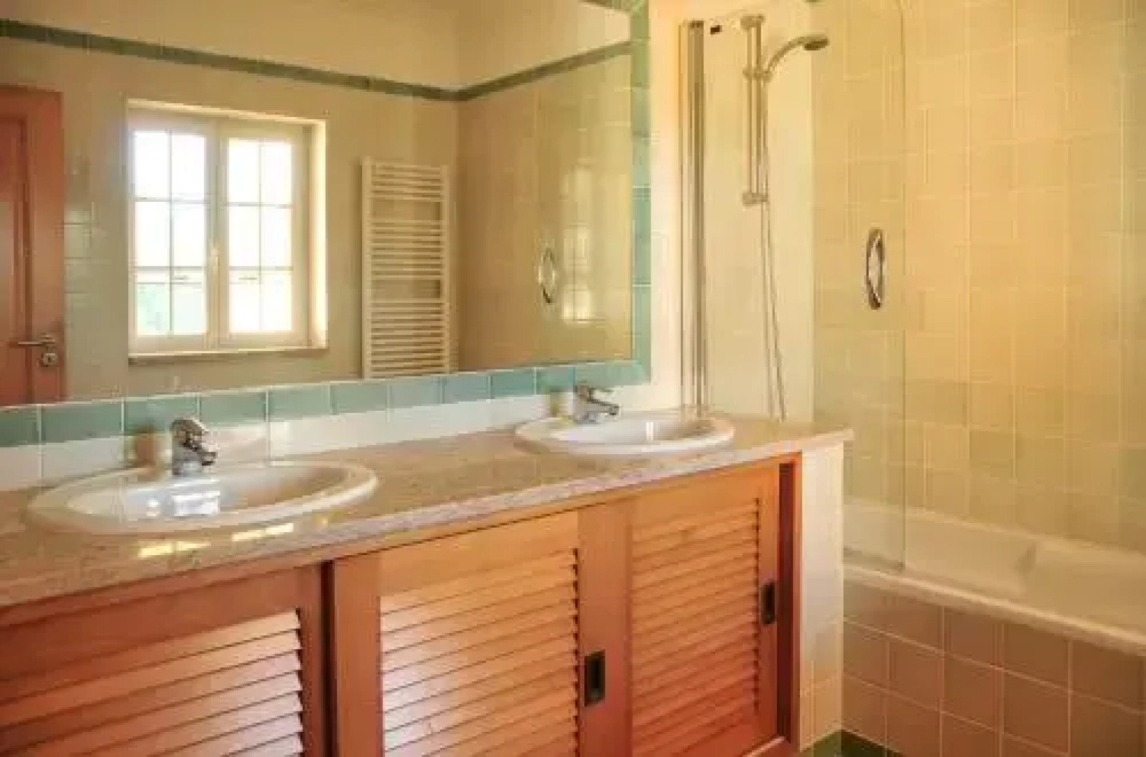 Townhouse Beach Pool Silver Coast C1