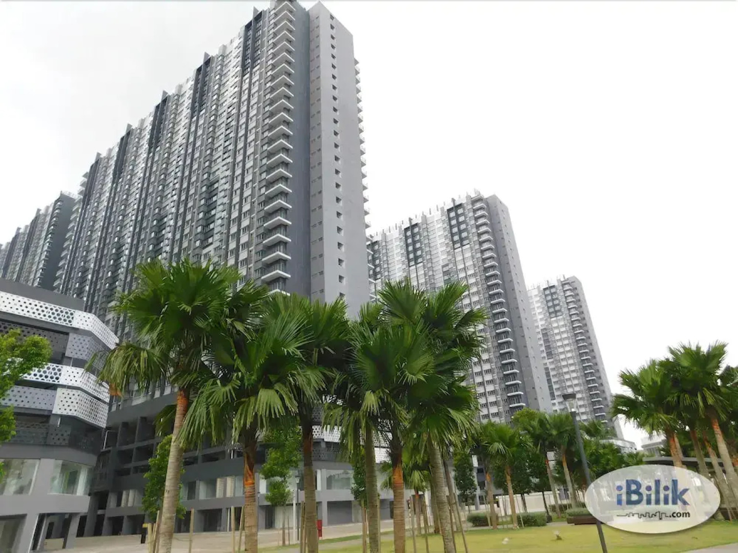 J's Suite at Southville City