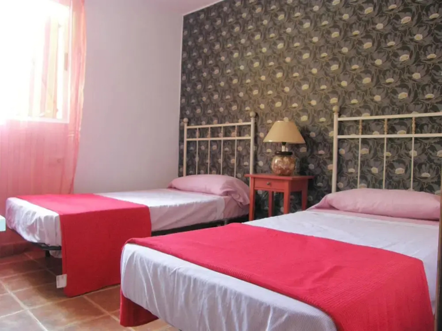 Malaga 101997 3 Bedroom Holiday home By Mo Rentals