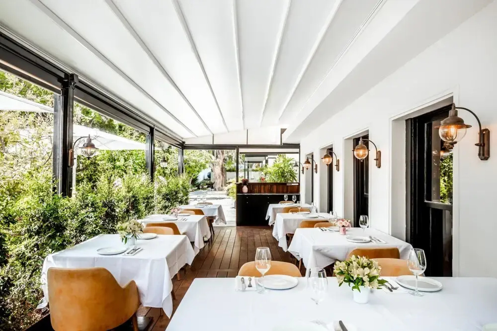 Lear Sense - Experience Luxury Hotel