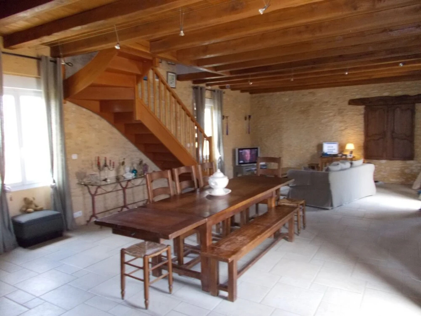 House With 3 Bedrooms in Simeyrols, With Furnished Garden and Wifi