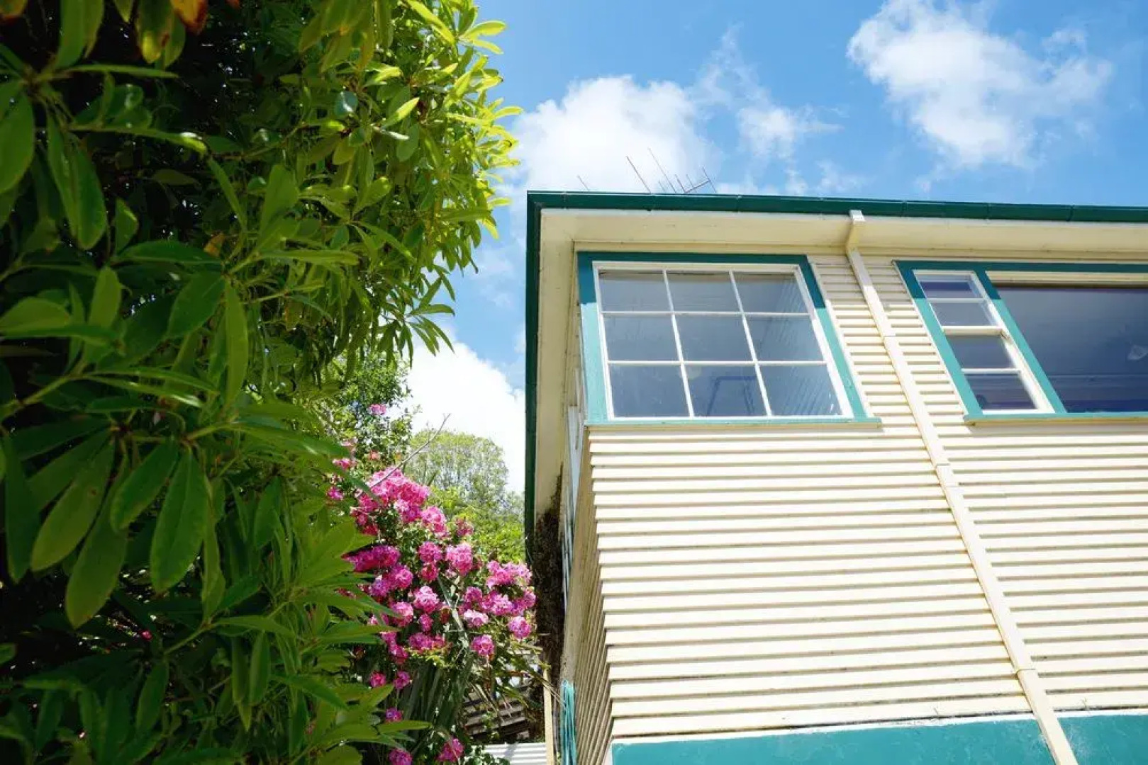 South Of The Barber Hostel