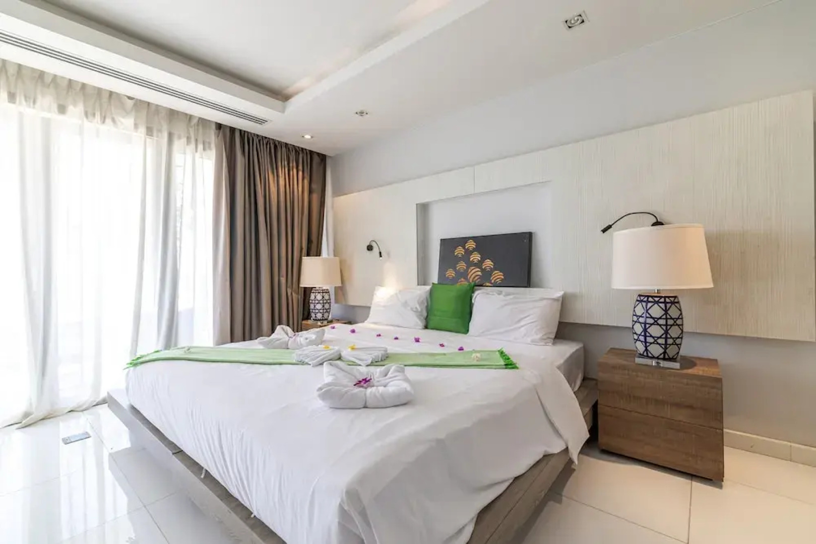 Phuket Moonlit Bay Seaview Resort&Spa