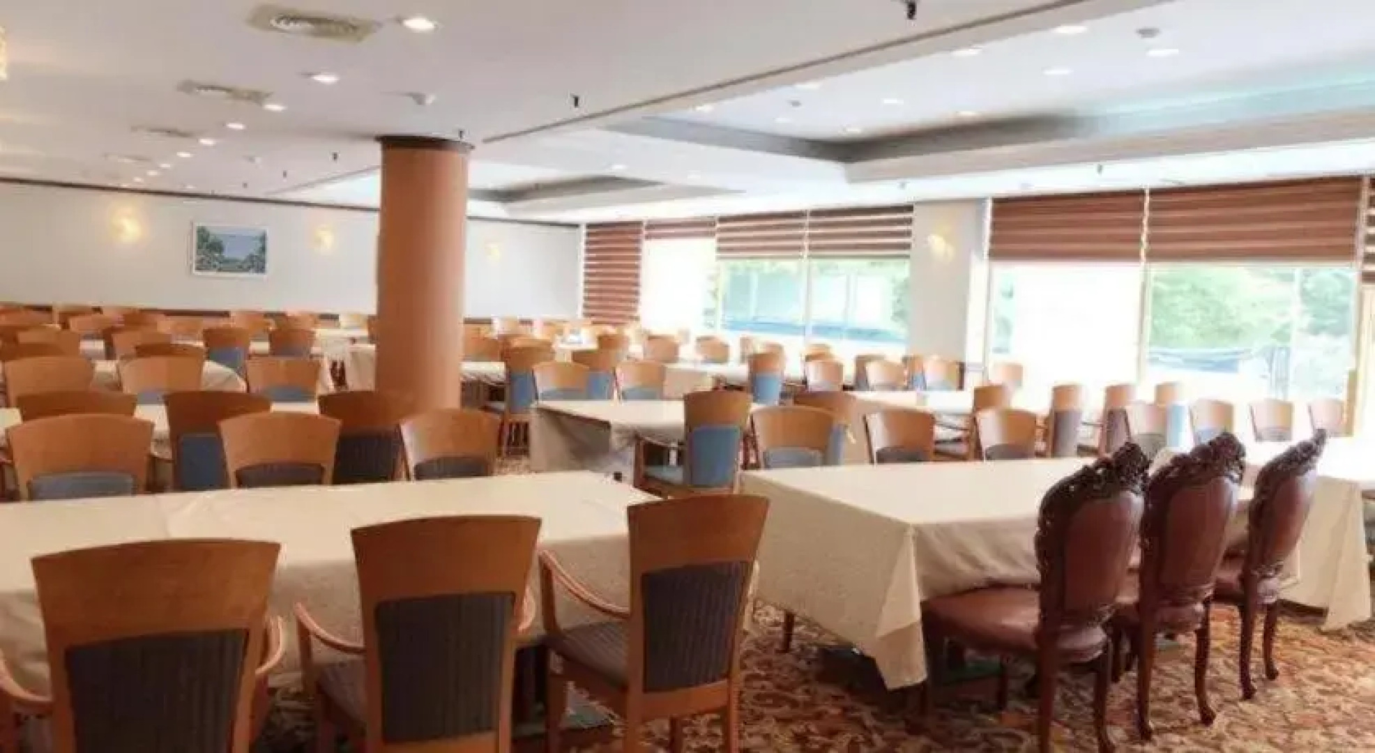 Lake Hills Songnisan Hotel