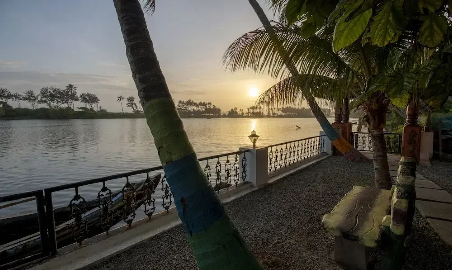 Treebo Majestic Retreat