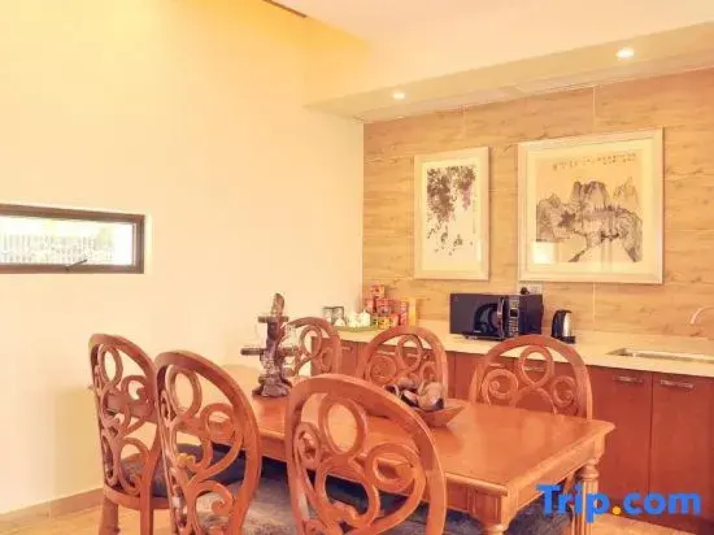 Yingde Jiqingli Yifeng Lu Hot Spring Resort Hotel