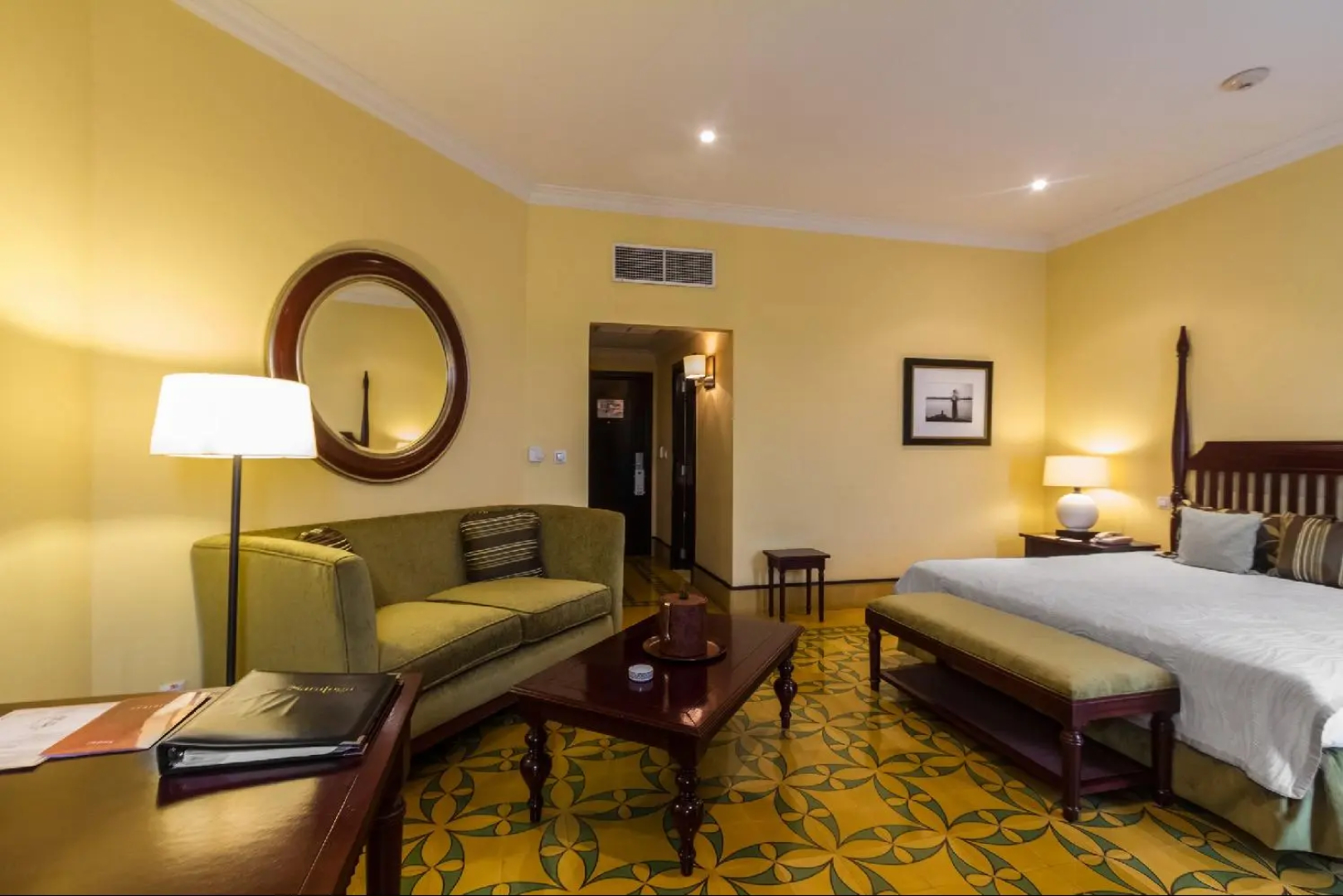 Hotel Saratoga