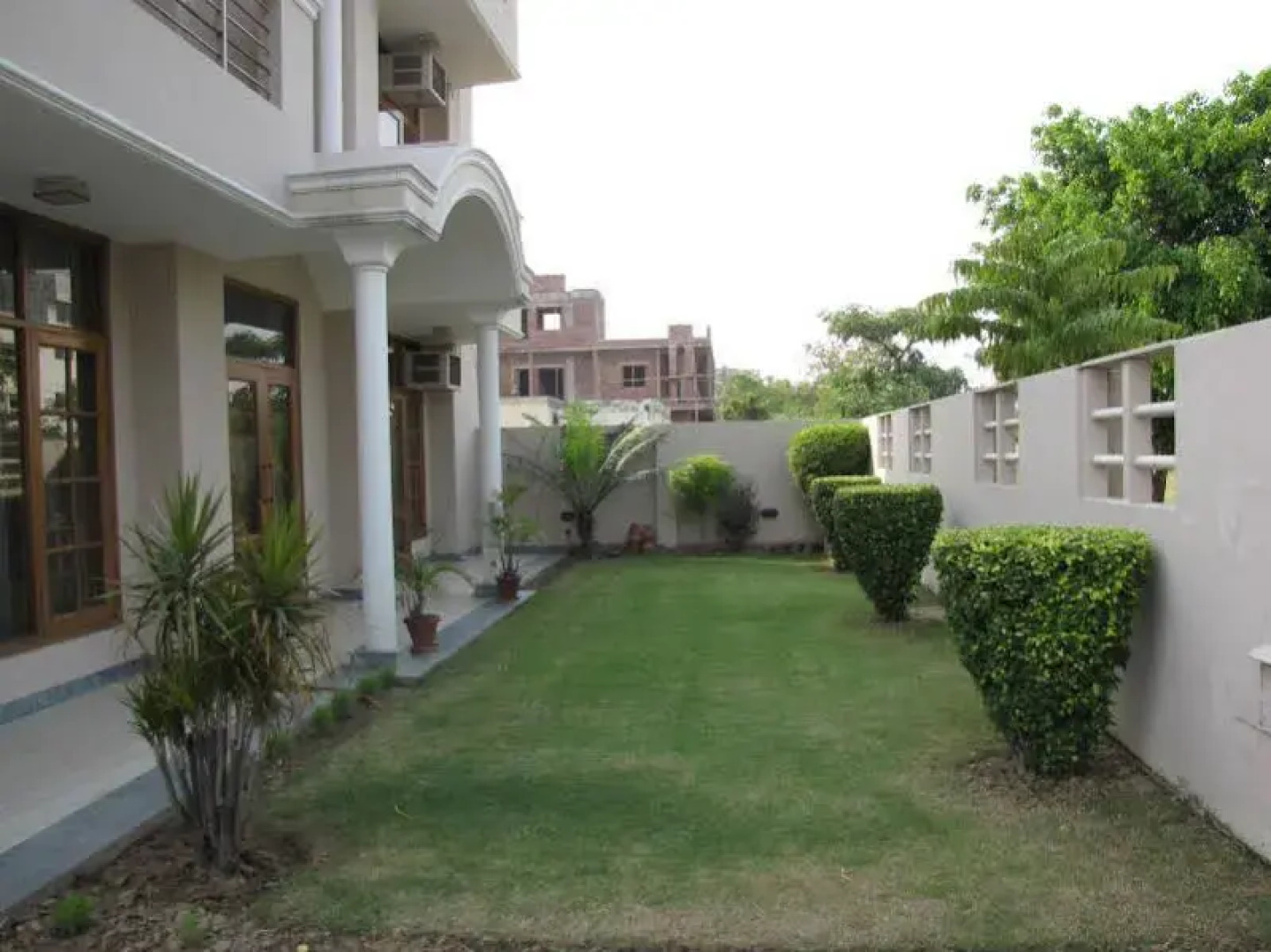 Absolute Guest House