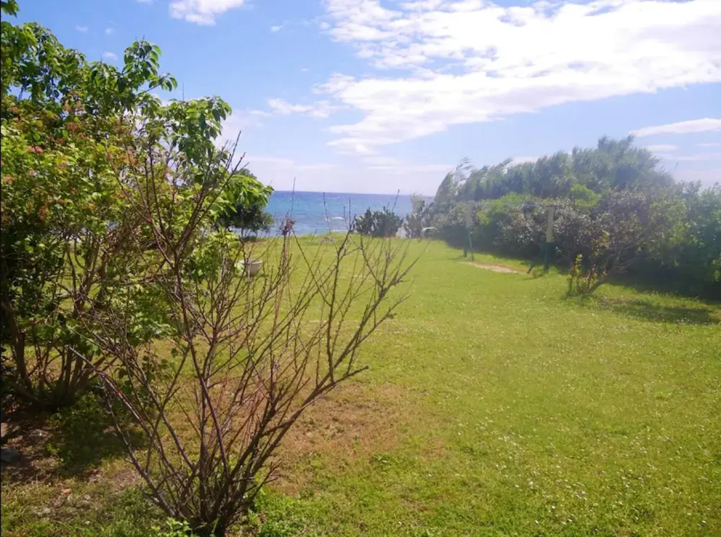 House With one Bedroom in Cervione, With Wonderful sea View and Furnished Terrace - 100 m From the Beach