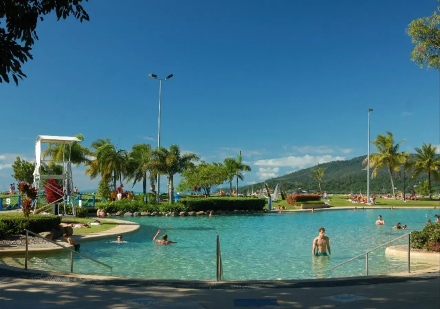 Airlie Central Apartments