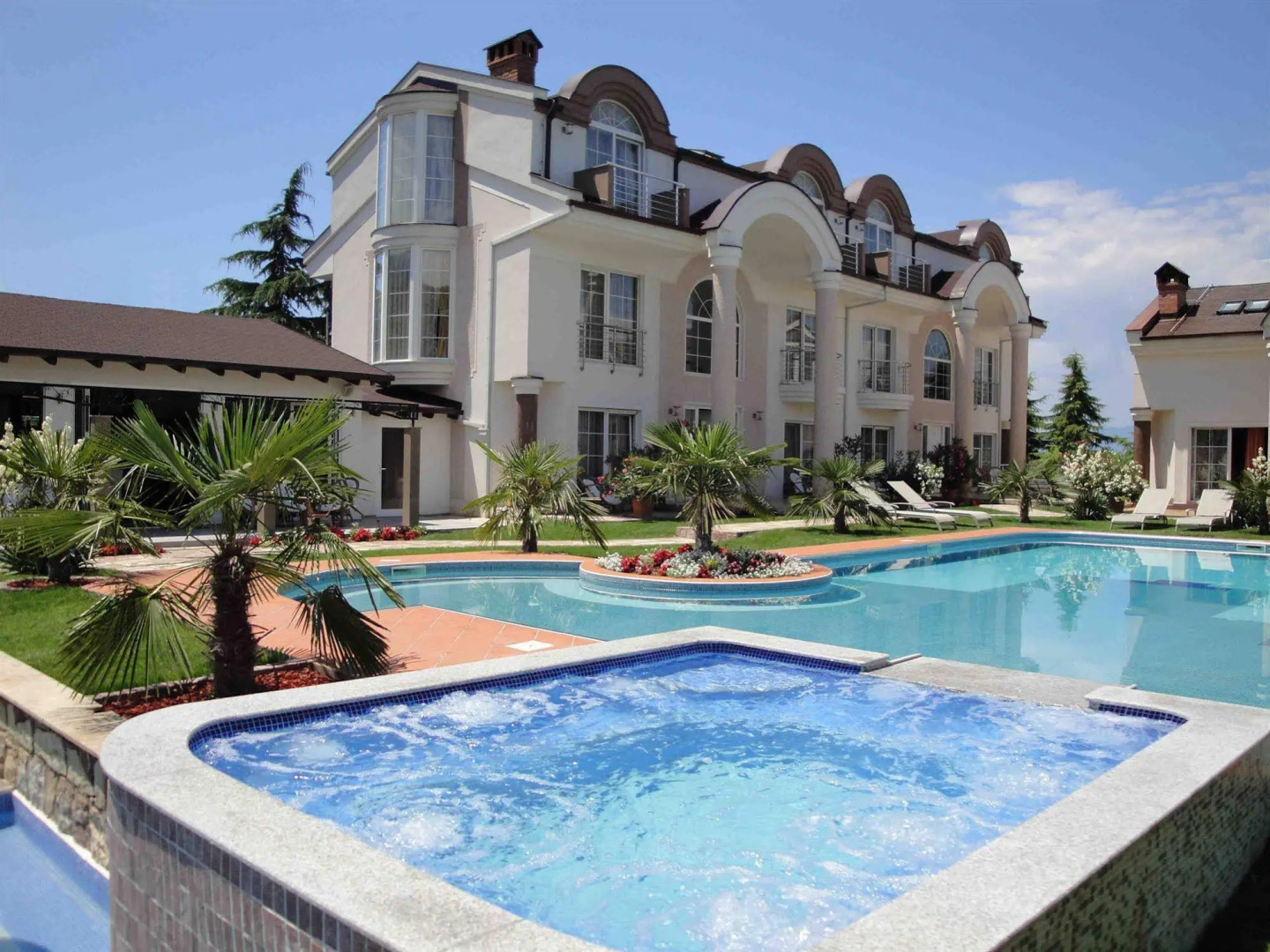 Aleksandar Villa & Spa