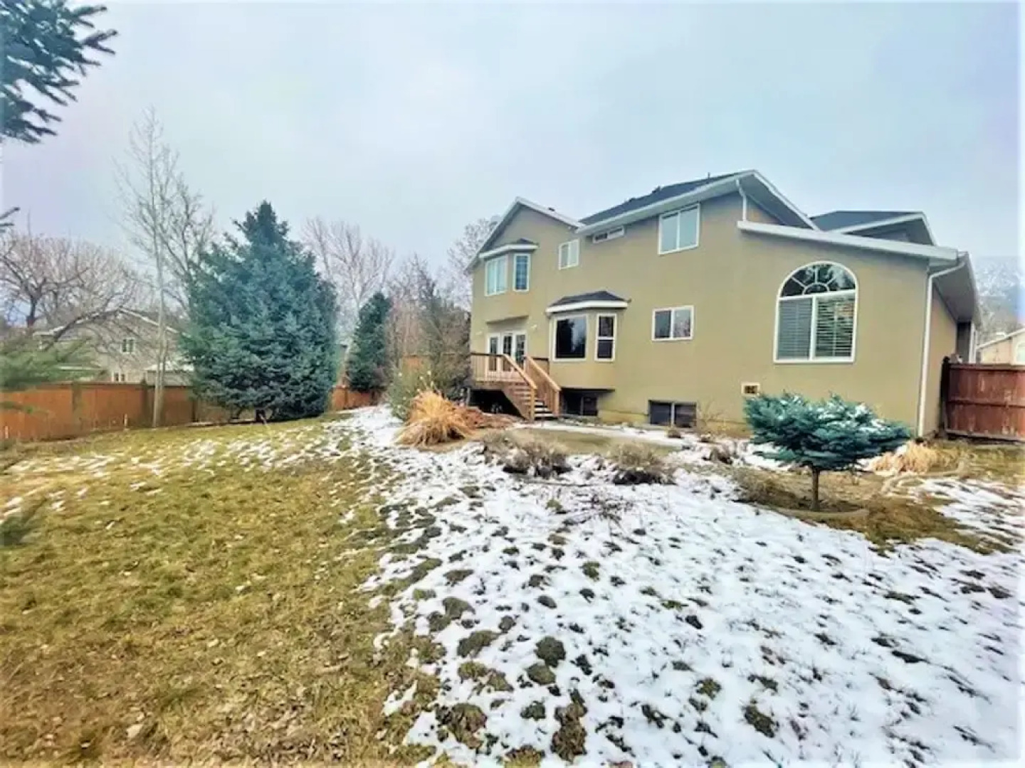 Sweetbriar Home 8 Bedroom Home by RedAwning