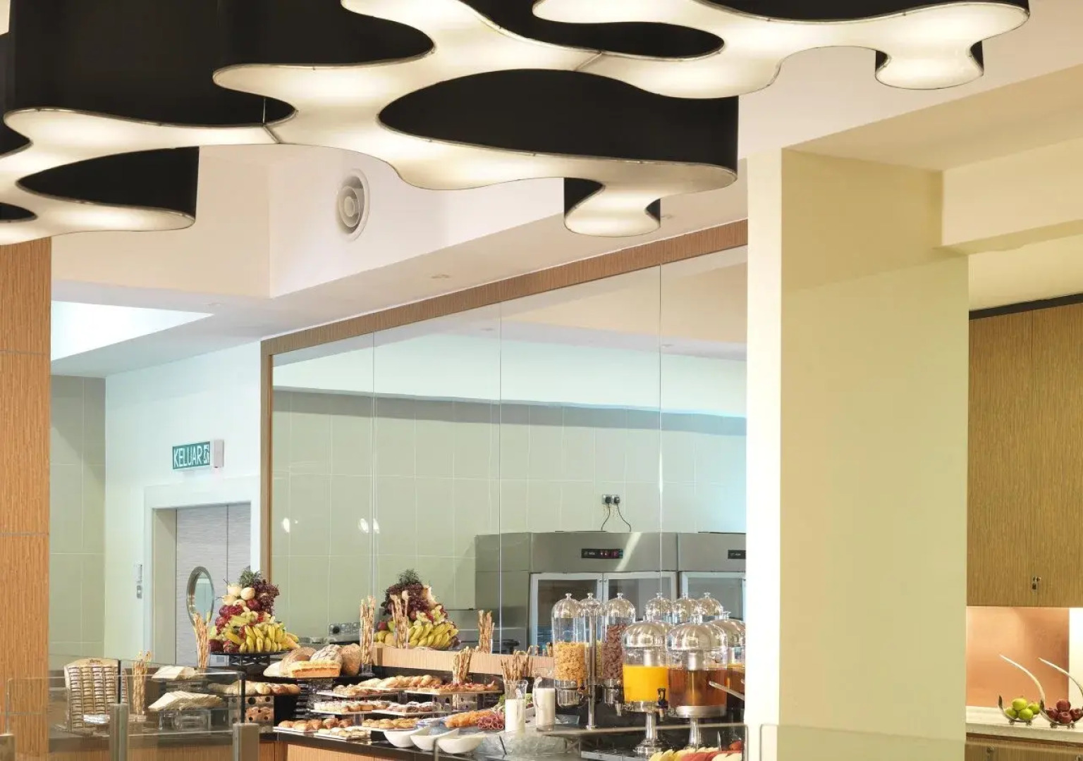 Sama-Sama Express KLIA Terminal 2 - Airside Transit Hotel