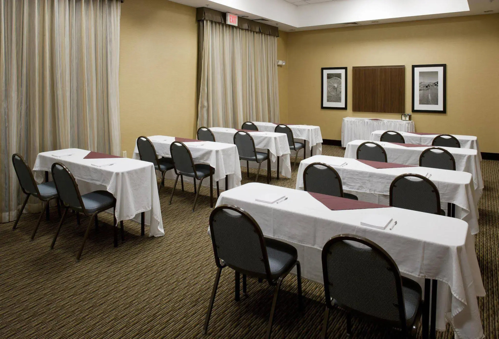 Hampton Inn & Suites Pueblo-Southgate