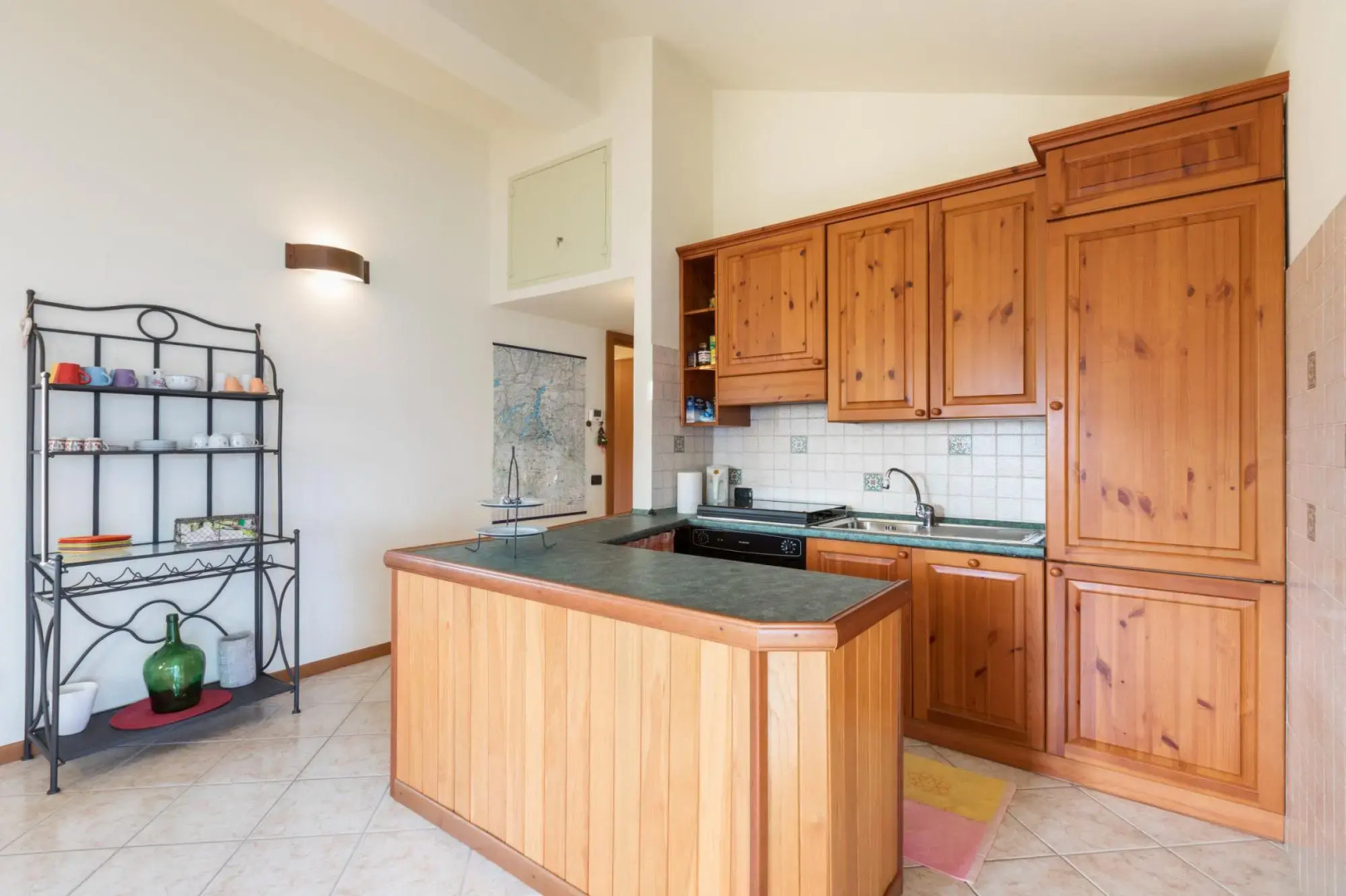 Civenna Lake View in Civenna