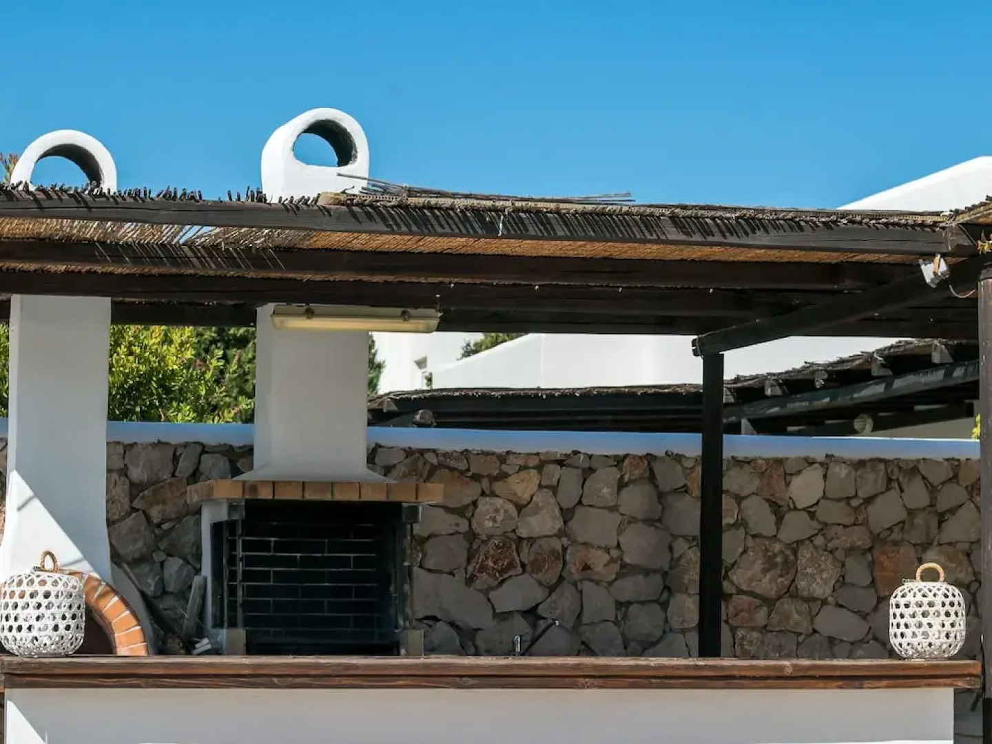 Beautiful Traditional Style Villa Near the Coast With Pool, Close to Golf Course