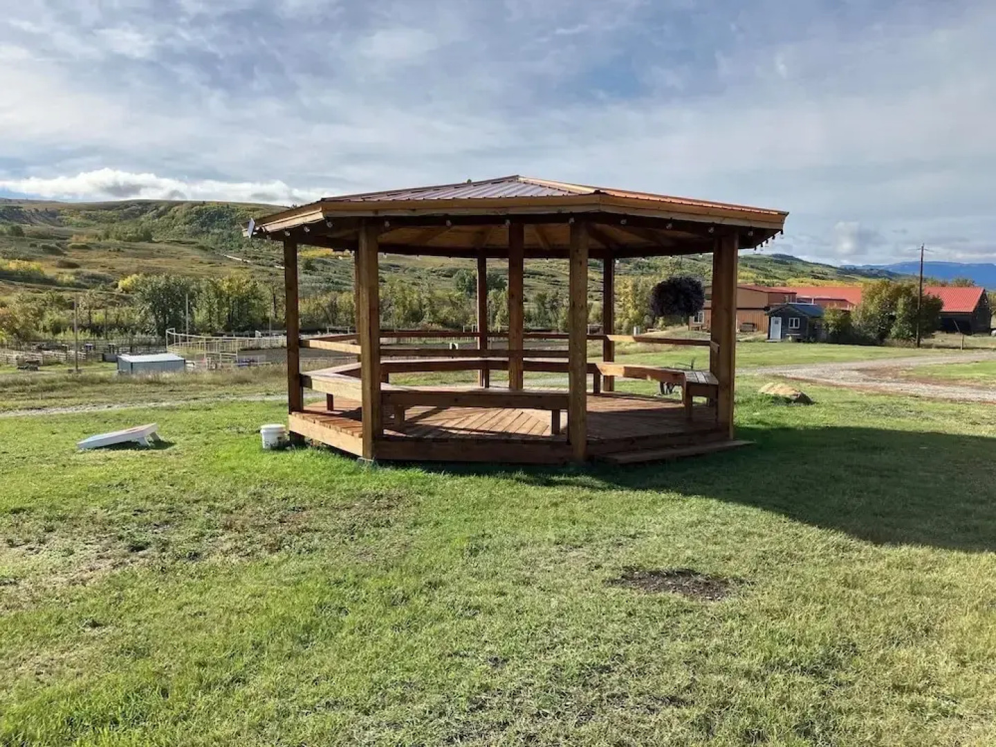 Hooks Hideaway Motel