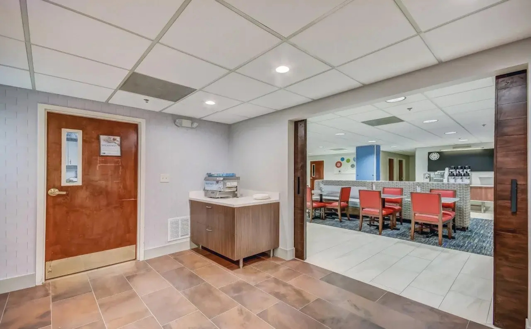 Holiday Inn Express & Suites Greenville Airport by IHG