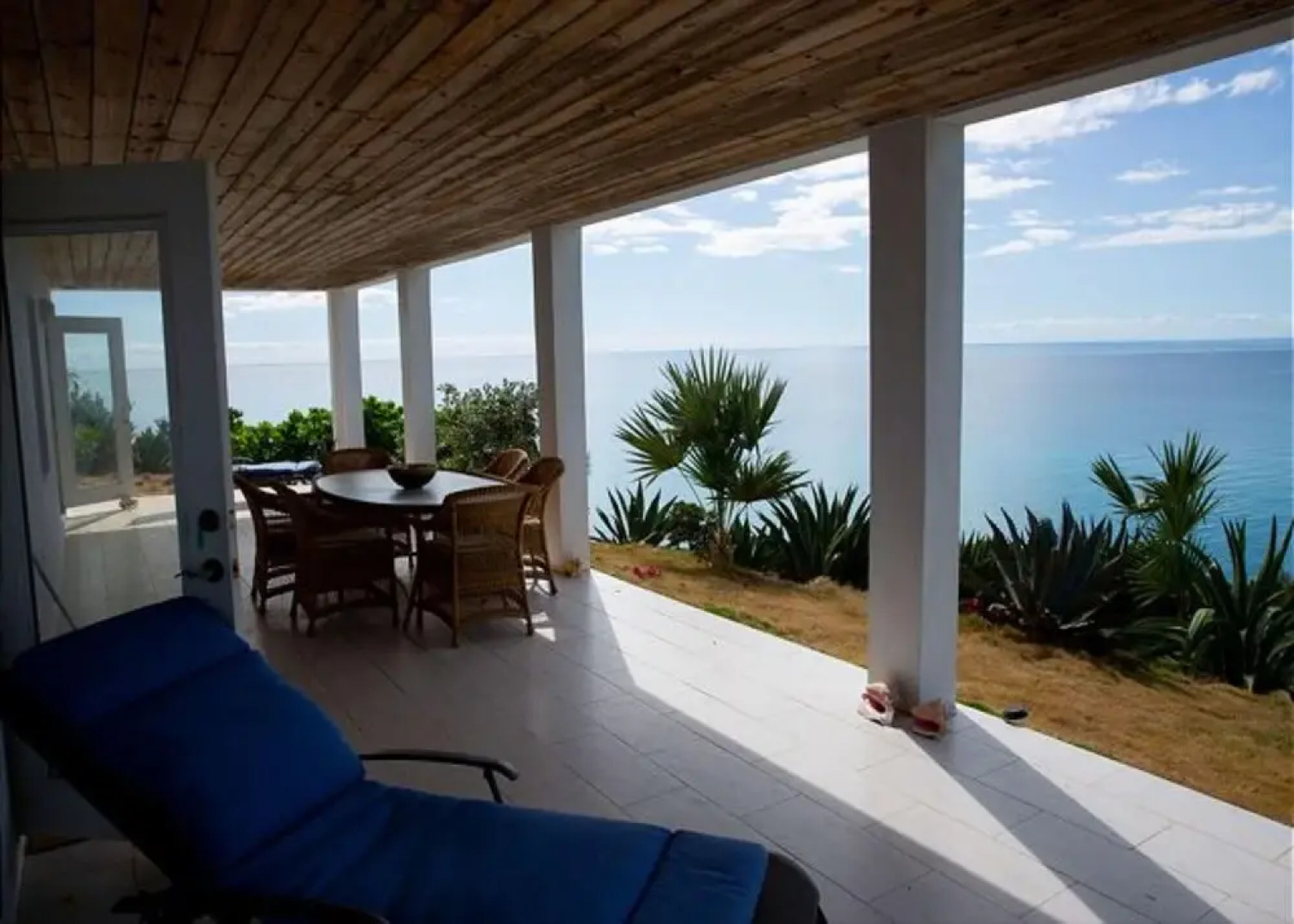Blue Love Point 3BR by Eleuthera Vacation Rentals