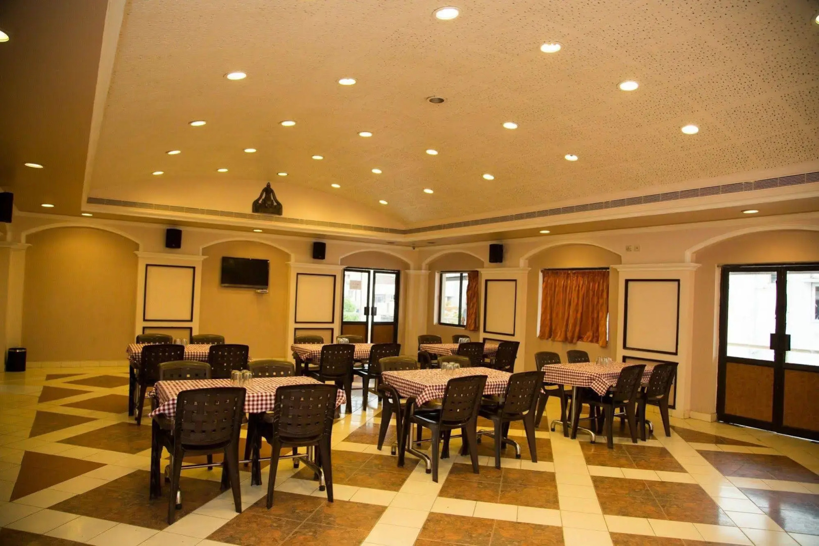 Hotel Kinnera Comforts