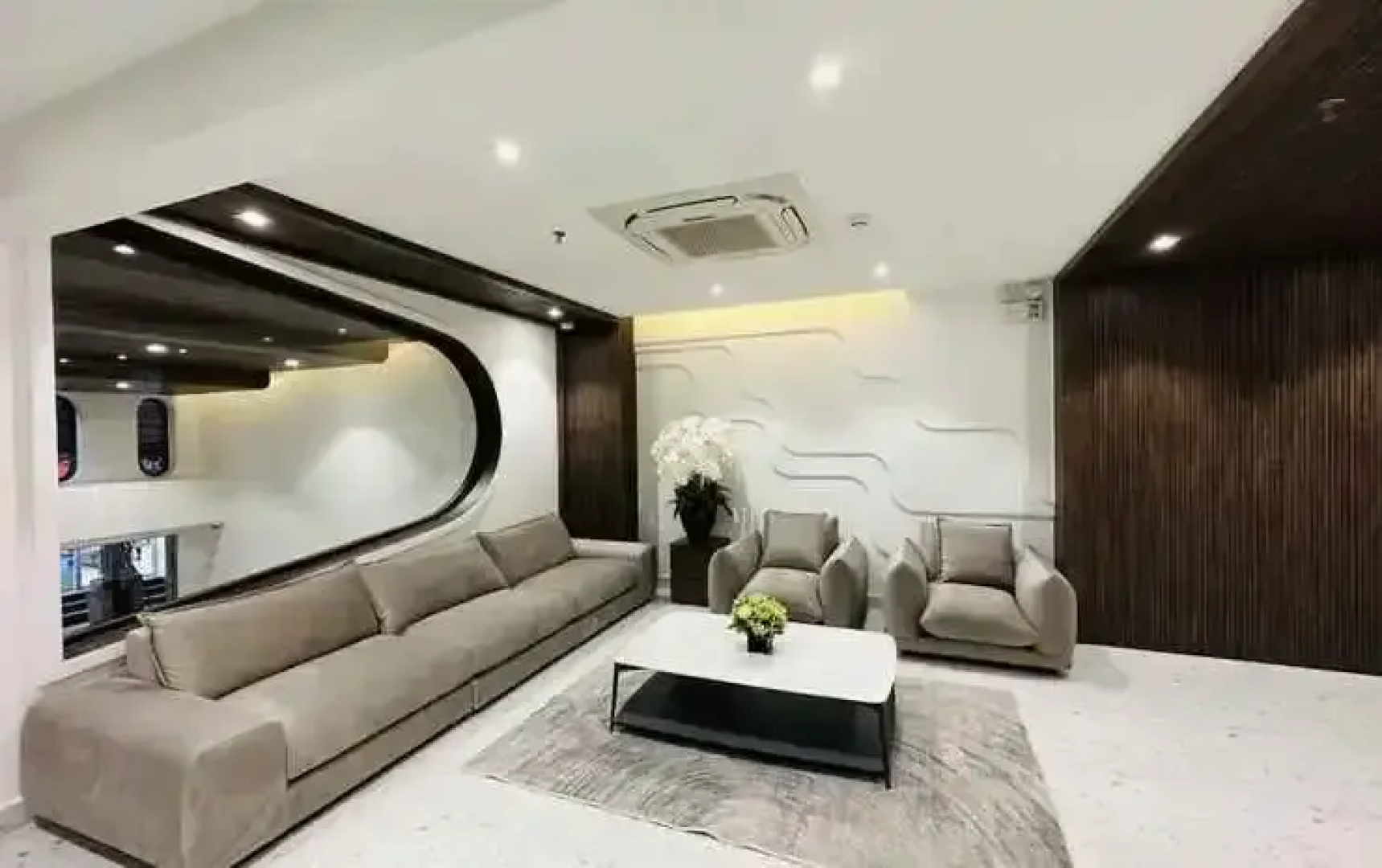 Hải Long Hotel 2