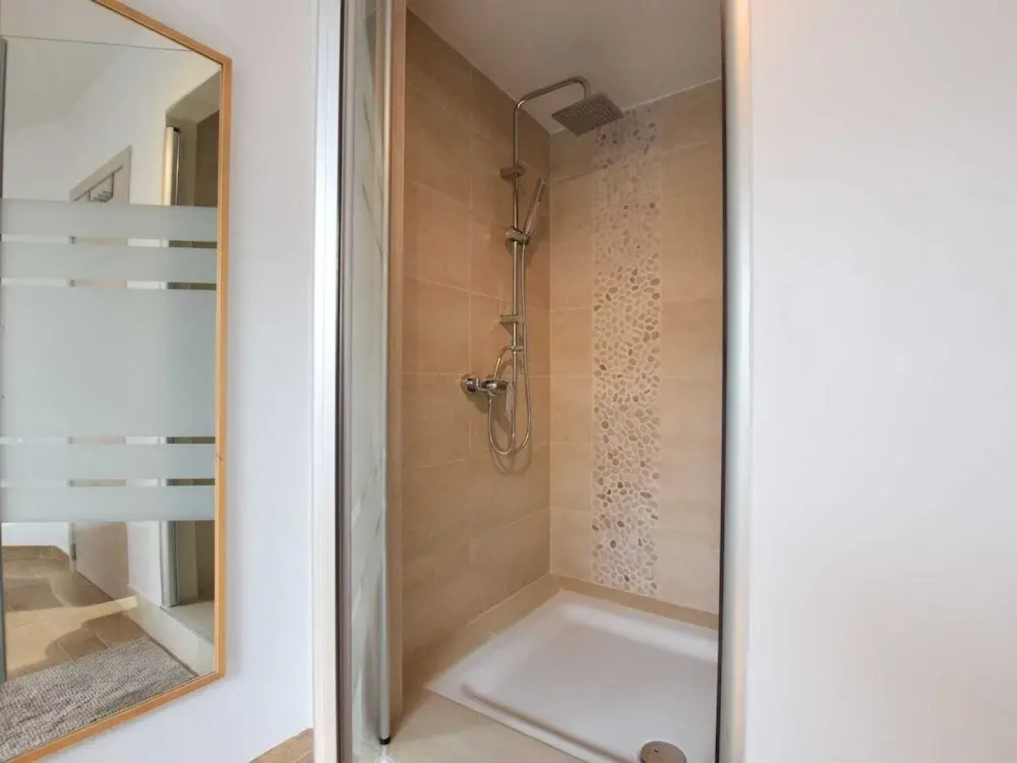 Modern Holiday Home in Bastogne With Fenced Garden