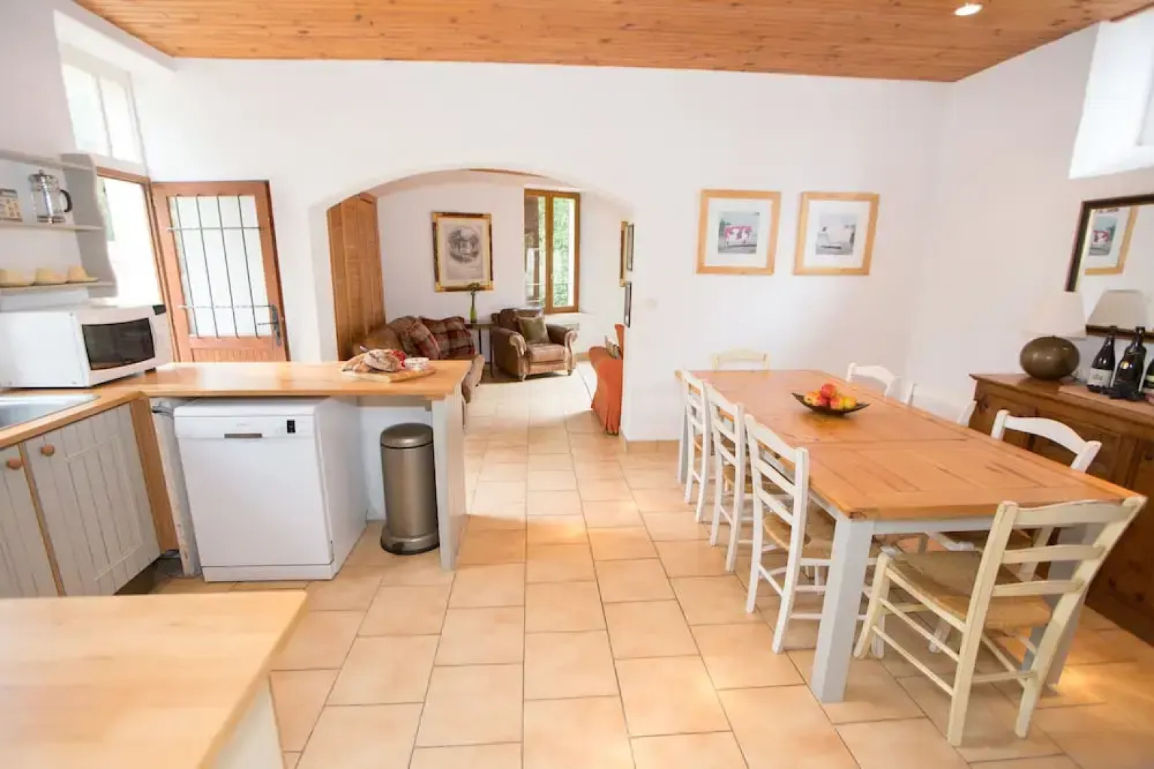 Charming Rustic Coach House