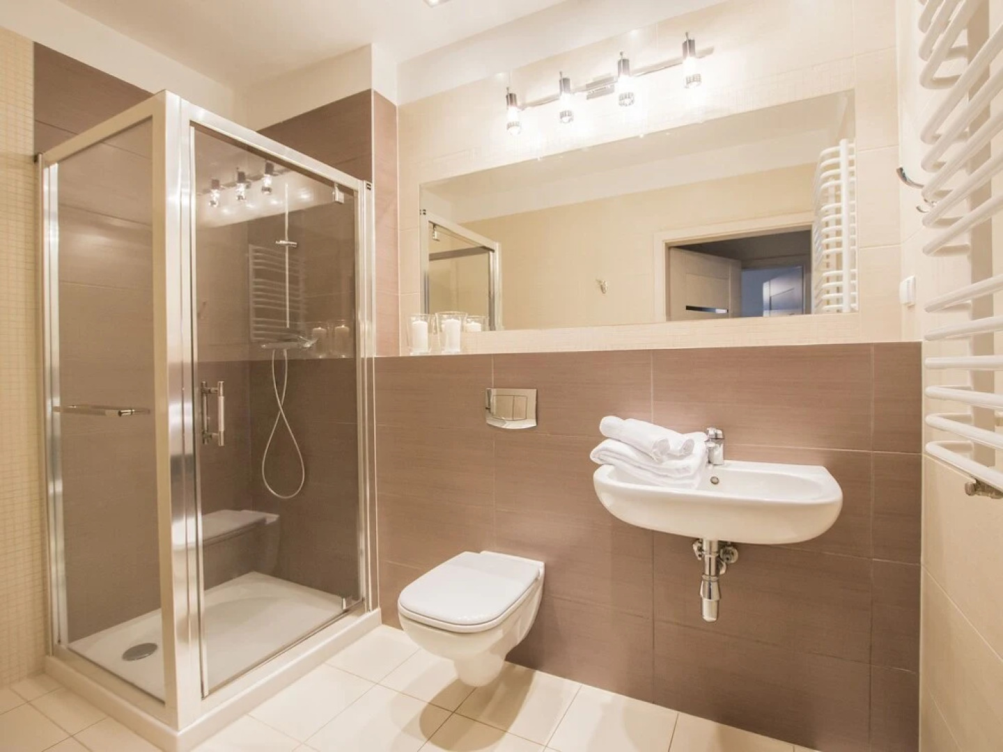 Apartments Feniks by Renters