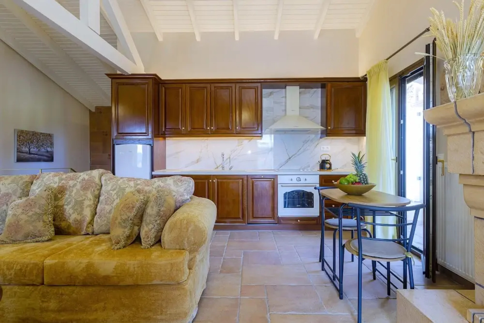 Solaris Methea Deluxe Suites