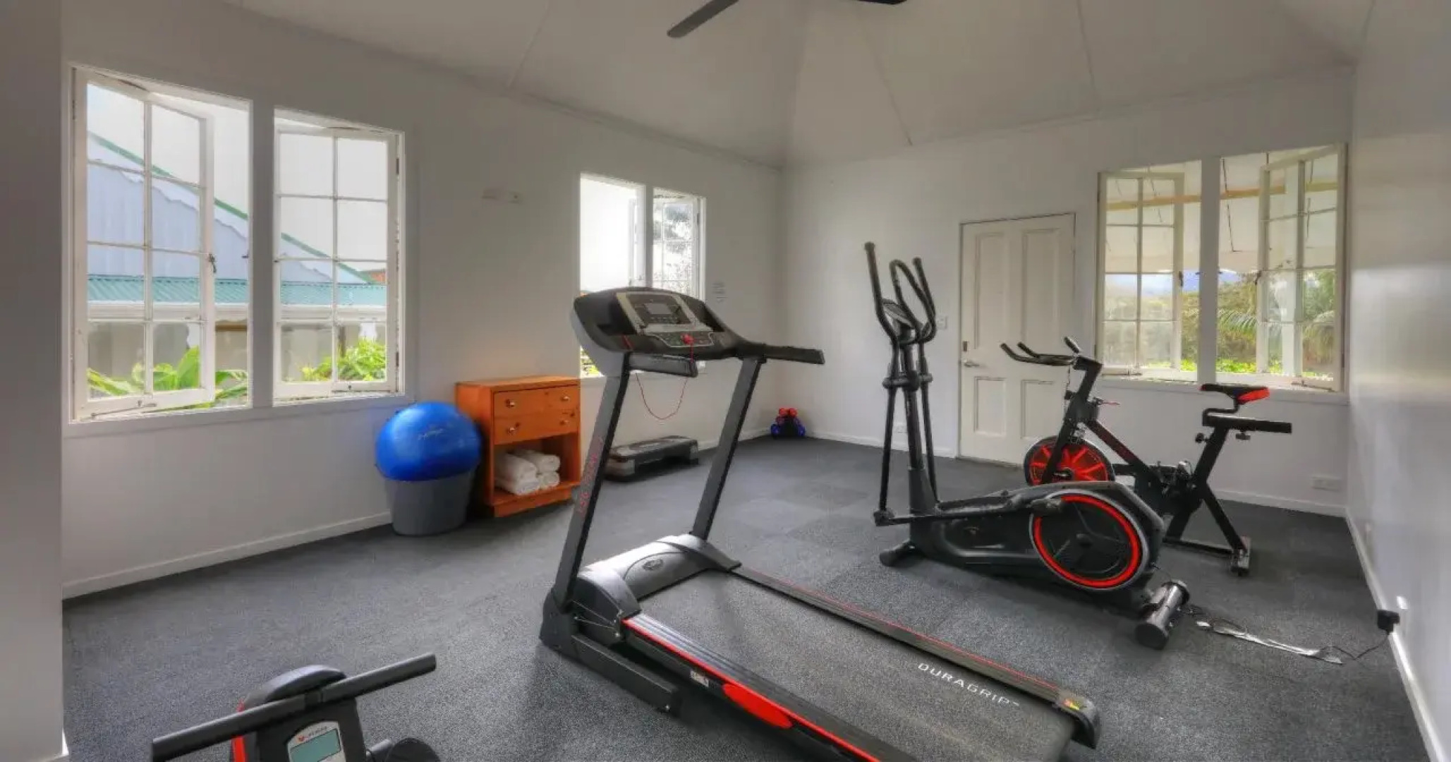 Castaway Norfolk Island