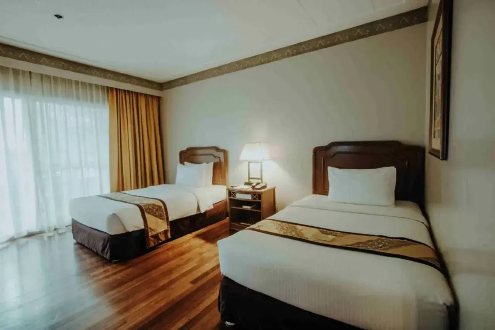 Waterfront Insular Hotel Davao