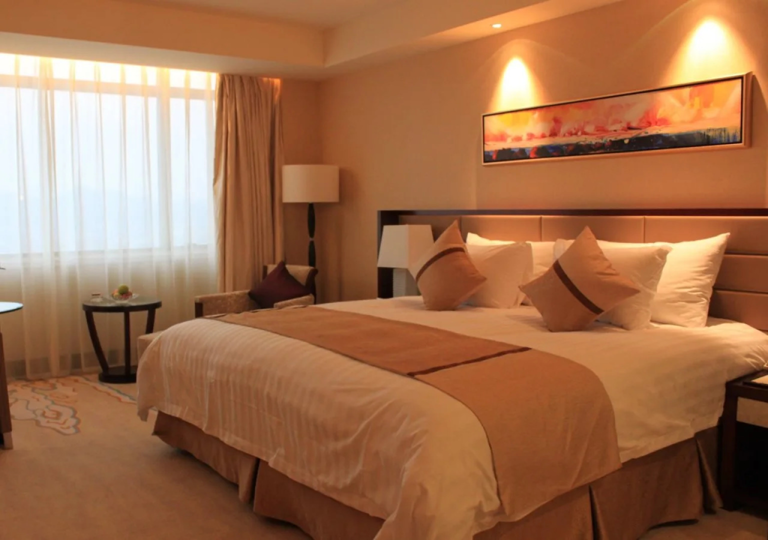 Huaqiao New Century Grand Hotel